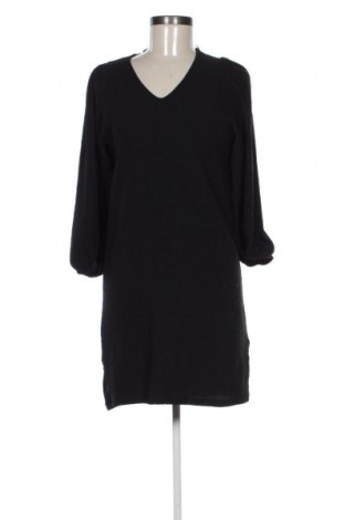 Kleid C&A, Größe XS, Farbe Schwarz, Preis 3,99 €