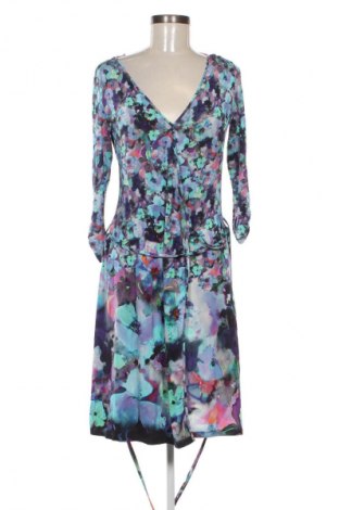 Рокля Dika, Размер M, Цвят Многоцветен, Цена 16,87 €