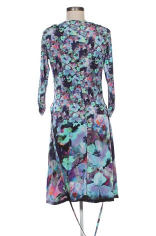 Рокля Dika, Размер M, Цвят Многоцветен, Цена 16,87 €