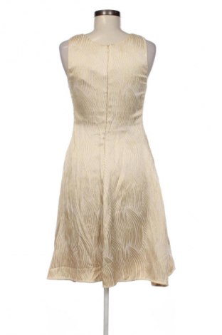 Sukienka Emporio Armani, Rozmiar M, Kolor ecru, Cena 236,99 zł