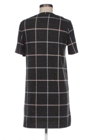 Рокля F&F, Размер M, Цвят Многоцветен, Цена 8,16 €