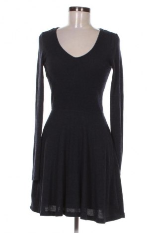 Kleid Fb Sister, Größe S, Farbe Blau, Preis 3,99 €