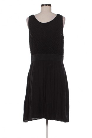 Sukienka Gina, Rozmiar XL, Kolor Czarny, Cena 53,99 zł