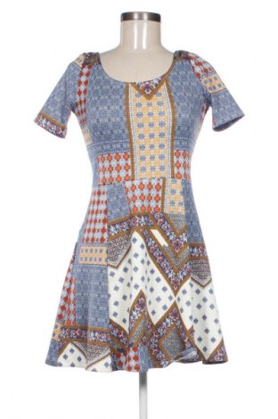 Šaty  H&M, Velikost M, Barva Vícebarevné, Cena  399,00 Kč