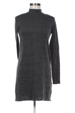 Рокля H&M, Размер XS, Цвят Черен, Цена 8,69 €