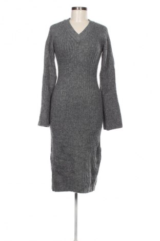 Рокля H&M, Размер S, Цвят Сив, Цена 10,22 €