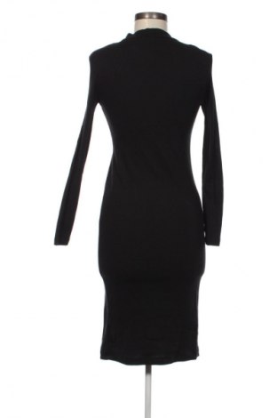 Рокля H&M Divided, Размер M, Цвят Черен, Цена 2,55 €