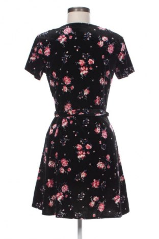 Kleid H&M Divided, Größe S, Farbe Mehrfarbig, Preis 10,99 €