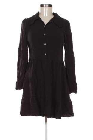 Šaty  H&M Divided, Velikost S, Barva Černá, Cena  99,00 Kč