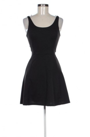 Kleid H&M Divided, Größe S, Farbe Schwarz, Preis 14,99 €