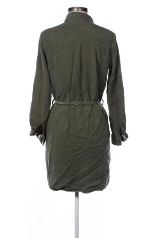 Kleid Kleinigkeit, Größe S, Farbe Grün, Preis 12,99 €