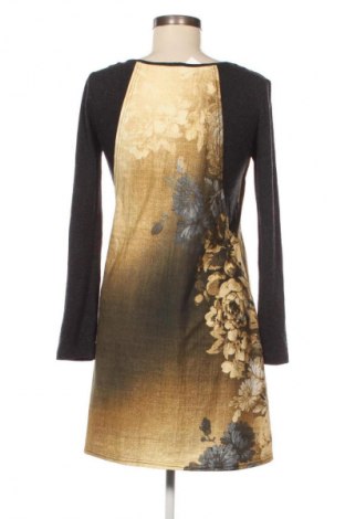 Φόρεμα Lilia, Μέγεθος S, Χρώμα Πολύχρωμο, Τιμή 5,99 €