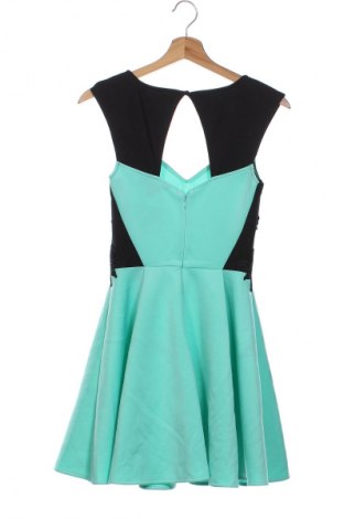 Kleid Lipsy, Größe S, Farbe Grün, Preis 3,99 €