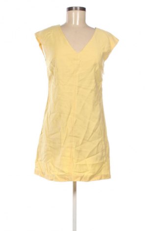 Kleid Mango, Größe S, Farbe Gelb, Preis 2,99 €
