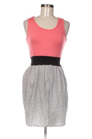 Kleid Metrofive, Größe M, Farbe Mehrfarbig, Preis 15,85 €