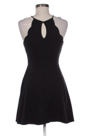 Sukienka Monteau, Rozmiar M, Kolor Czarny, Cena 29,99 zł