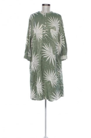 Рокля Oui, Размер XL, Цвят Многоцветен, Цена 3,06 €