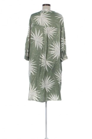 Рокля Oui, Размер XL, Цвят Многоцветен, Цена 3,06 €