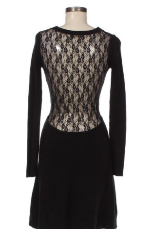 Рокля Pinko, Размер M, Цвят Черен, Цена 54,55 €