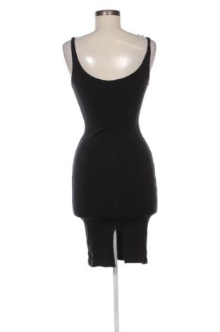 Rochie Pull&Bear, Mărime S, Culoare Negru, Preț 40,81 Lei