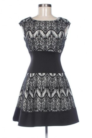 Kleid Rinascimento, Größe S, Farbe Mehrfarbig, Preis € 29,99