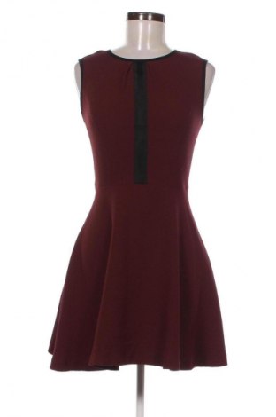 Šaty  Sandro, Velikost S, Barva Červená, Cena  1 749,00 Kč