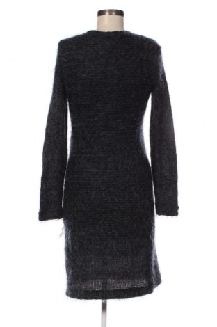 Kleid Sao Paulo, Größe M, Farbe Mehrfarbig, Preis 1,99 €