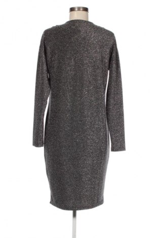 Kleid Set, Größe XS, Farbe Silber, Preis 2,99 €