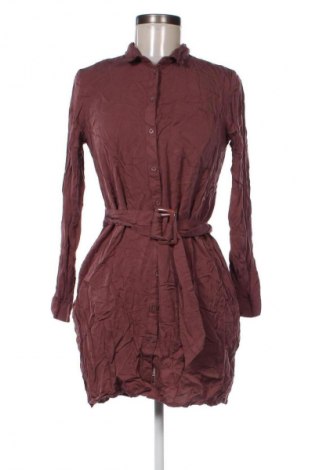 Kleid Sinsay, Größe M, Farbe Aschrosa, Preis 4,80 €