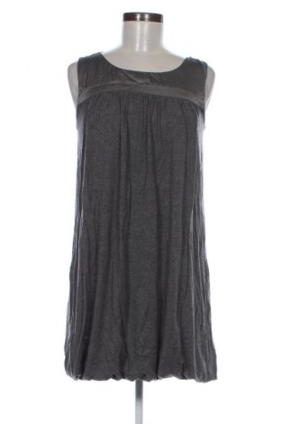 Rochie S'nob, Mărime M, Culoare Gri, Preț 10,99 Lei