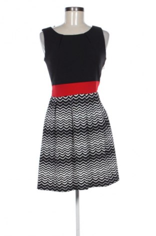 Sukienka Tenki, Rozmiar M, Kolor Kolorowy, Cena 26,40 zł
