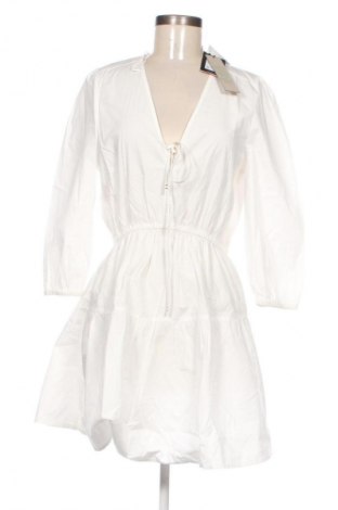 Рокля Tommy Hilfiger, Размер M, Цвят Бял, Цена 74,13 €