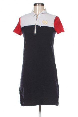 Рокля Tommy Hilfiger, Размер XS, Цвят Многоцветен, Цена 70,55 €, #134385454