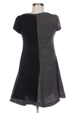 Sukienka Unbranded, Rozmiar S, Kolor Kolorowy, Cena 23,99 zł