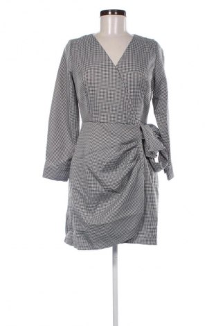 Рокля Unbranded, Размер M, Цвят Многоцветен, Цена 10,73 €