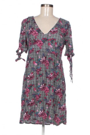 Kleid Women, Größe M, Farbe Mehrfarbig, Preis 9,99 €