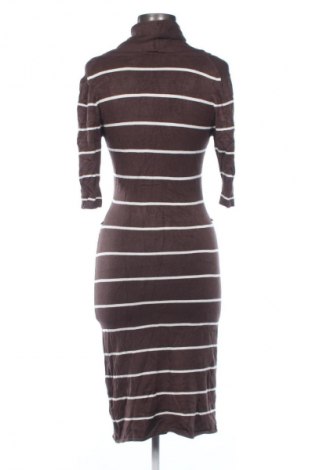 Рокля Yessica, Размер S, Цвят Многоцветен, Цена 3,06 €