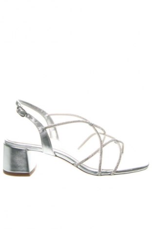 Σανδάλια Tamaris, Μέγεθος 40, Χρώμα Ασημί, Τιμή 21,99 €