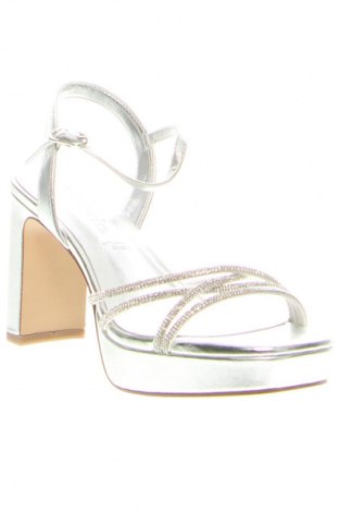 Σανδάλια Tamaris, Μέγεθος 37, Χρώμα Ασημί, Τιμή 35,99 €