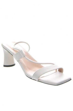 Σανδάλια Unbranded, Μέγεθος 39, Χρώμα Λευκό, Τιμή 25,99 €