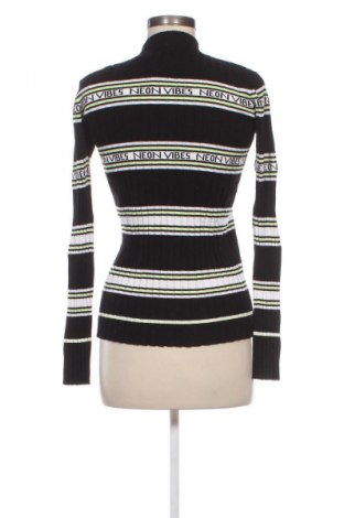 Дамски пуловер Unbranded, Размер S, Цвят Многоцветен, Цена 8,18 €