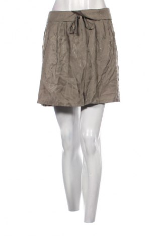 Spódnica Sussan, Rozmiar M, Kolor Zielony, Cena 6,99 zł