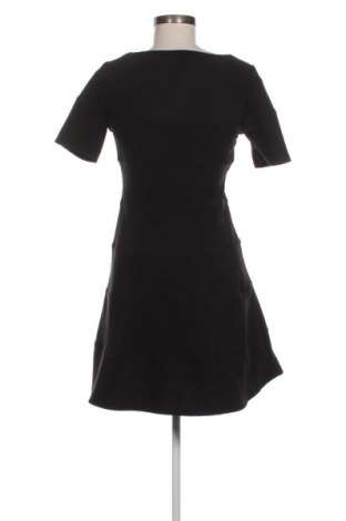 Ruha Forever 21, Méret M, Szín Fekete, Ár 3 609 Ft