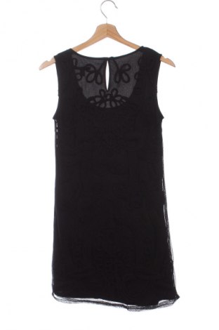Рокля Mango, Размер XS, Цвят Черен, Цена 11,75 €