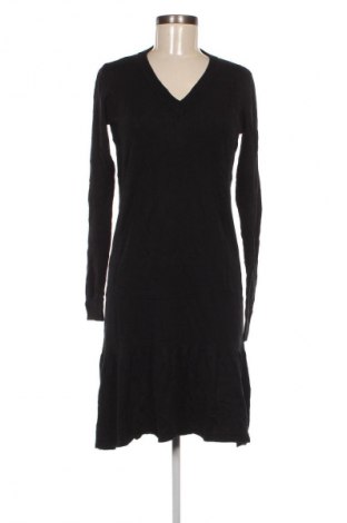 Šaty  Pep, Velikost S, Barva Černá, Cena  29,00 Kč