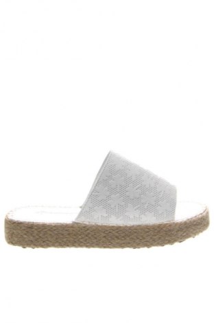 Γυναικείες παντόφλες RunnerBoss, Μέγεθος 39, Χρώμα Λευκό, Τιμή 35,99 €