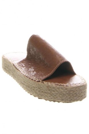 Γυναικείες παντόφλες RunnerBoss, Μέγεθος 40, Χρώμα Καφέ, Τιμή 22,99 €