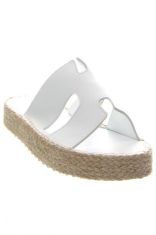 Γυναικείες παντόφλες RunnerBoss, Μέγεθος 39, Χρώμα Λευκό, Τιμή 21,99 €