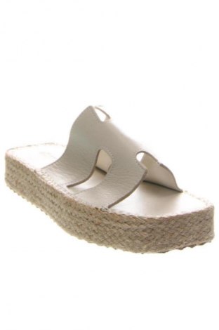 Γυναικείες παντόφλες RunnerBoss, Μέγεθος 38, Χρώμα  Μπέζ, Τιμή 18,99 €