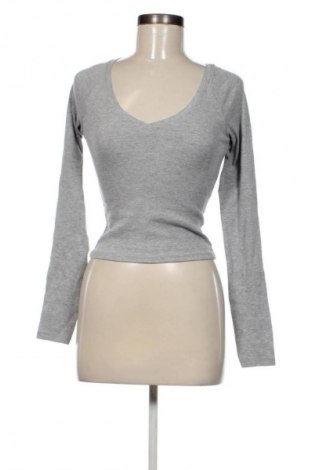 Damen Shirt Bershka, Größe S, Farbe Grau, Preis 6,99 €